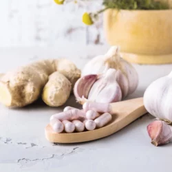 Ail traditionnellement utilisé pour soutenir les fonctions circulatoires et les défenses naturelles
